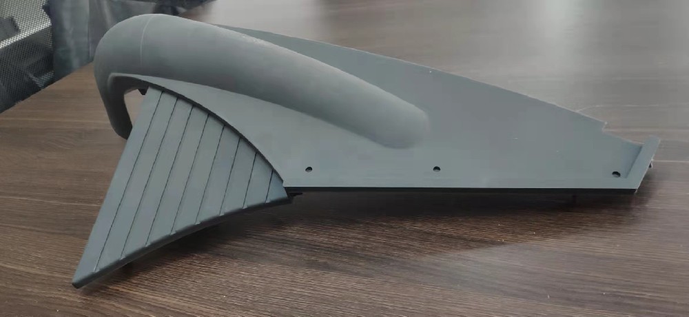 塑料產(chǎn)品兩側變形的原因分析 塑料產(chǎn)品兩側變形的原因分析